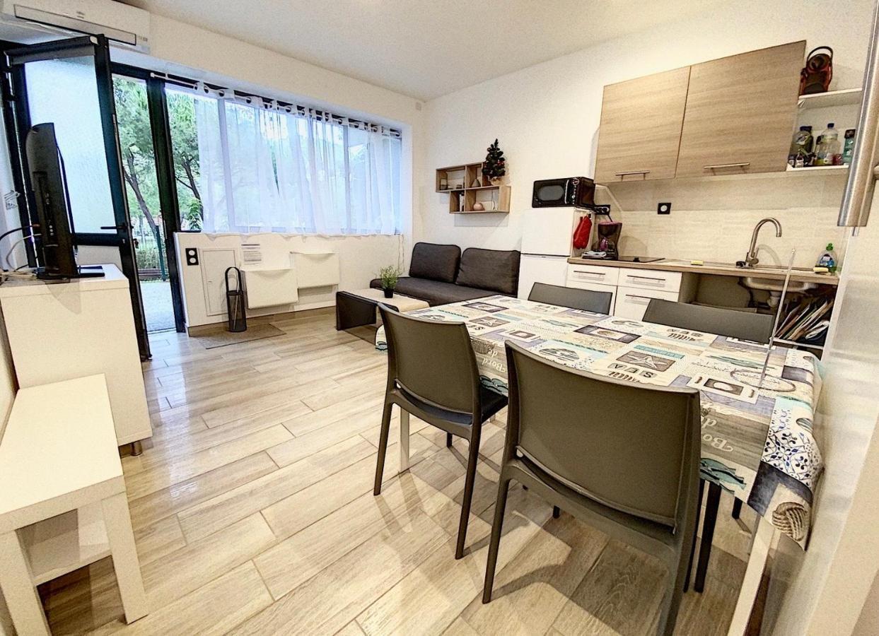Apartmán F2 "Le Parc" Clim, Wifi, Pmr Balaruc-les-Bains Exteriér fotografie
